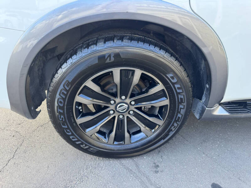 2017 Nissan Armada Platinum