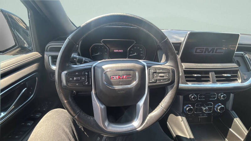 2021 GMC Yukon SLT