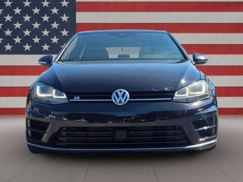2017 Volkswagen Golf R 4Motion
