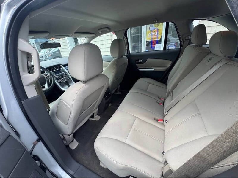 2013 Ford Edge SE