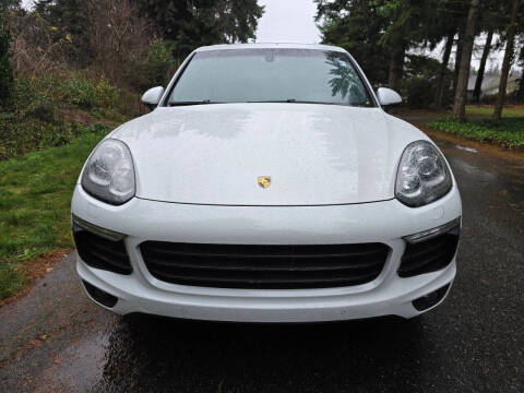 2017 Porsche Cayenne Platinum Edition