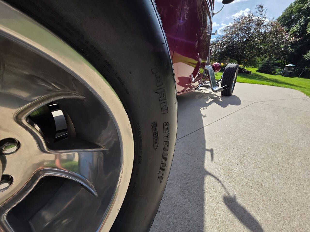 1933 Ford Coupe 53