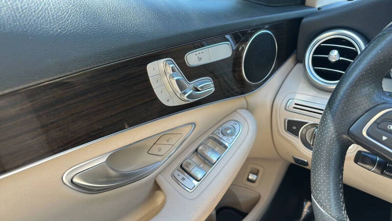 2017 Mercedes-Benz C-Class