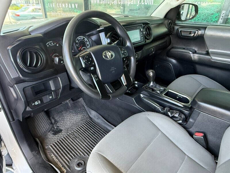 2019 Toyota Tacoma SR V6