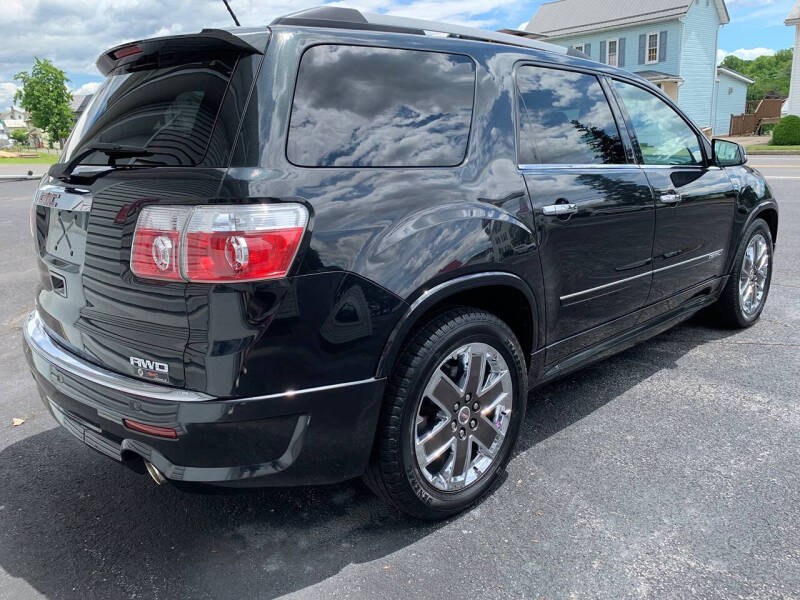 2011 GMC Acadia Denali