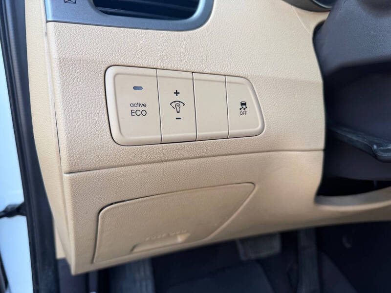 2012 Hyundai Elantra Limited