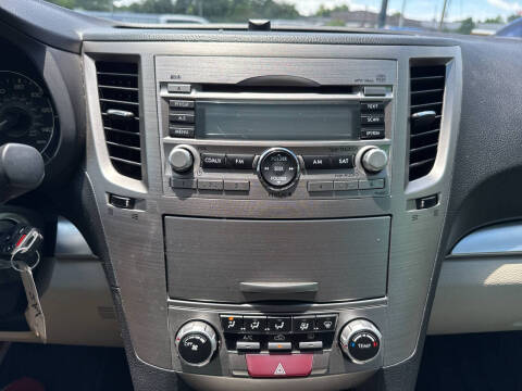 2010 Subaru Outback 2.5i Premium