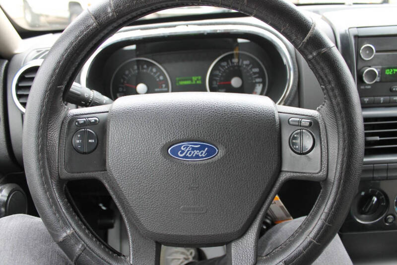 2008 Ford Explorer XLT