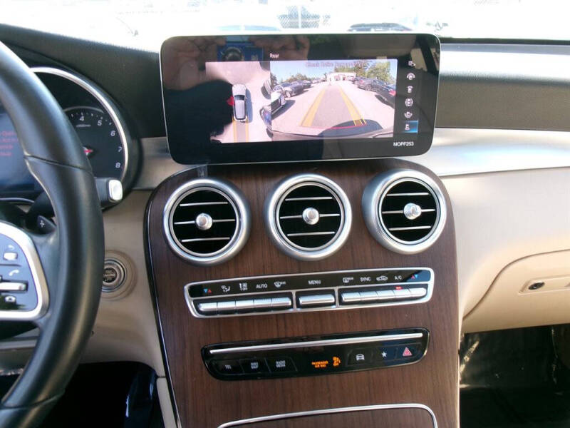 2021 Mercedes-Benz GLC GLC 300