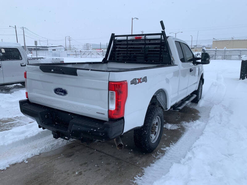 2019 Ford F-250 Super Duty XL photo 4