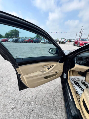 2013 BMW 5 Series 528i