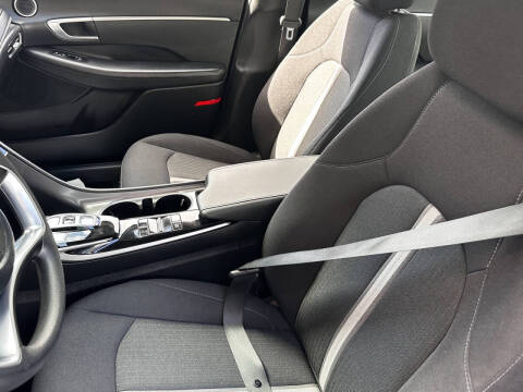 2023 Hyundai Sonata SE