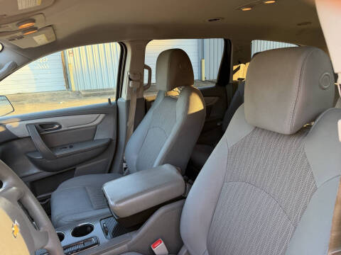2017 Chevrolet Traverse LS