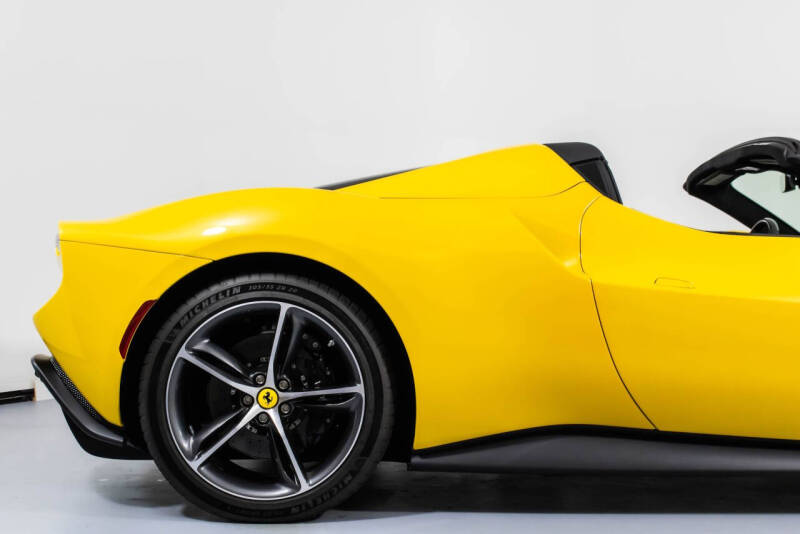 2023 Ferrari 296 GTS