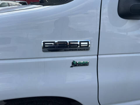 2013 Ford E-Series E-350 SD