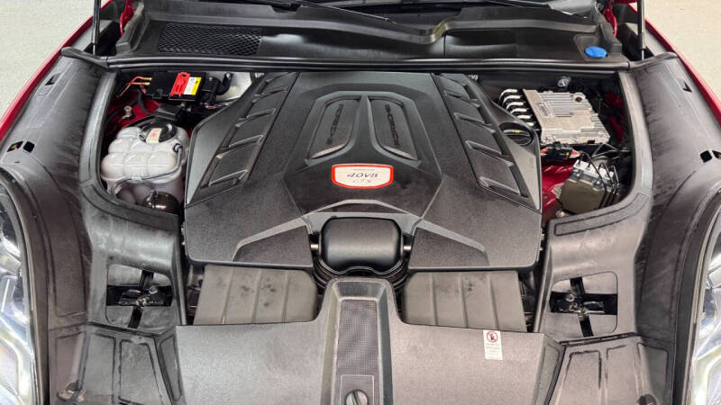2021 Porsche Cayenne GTS