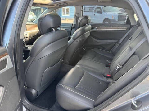 2015 Hyundai Genesis