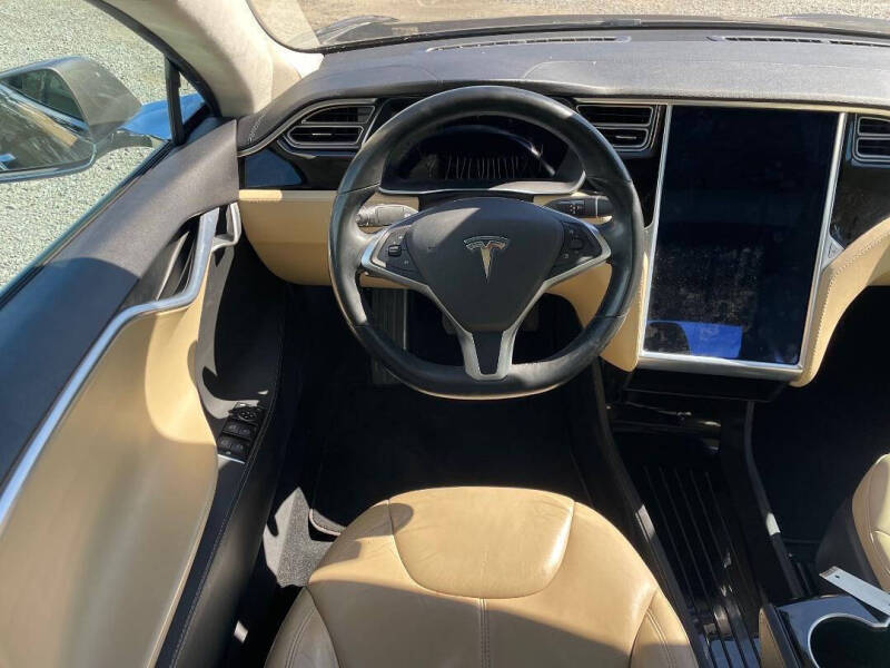 2015 Tesla Model S P85D