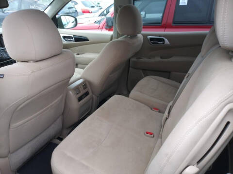 2015 Nissan Pathfinder Platinum