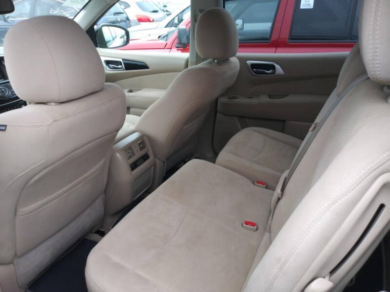 2015 Nissan Pathfinder Platinum