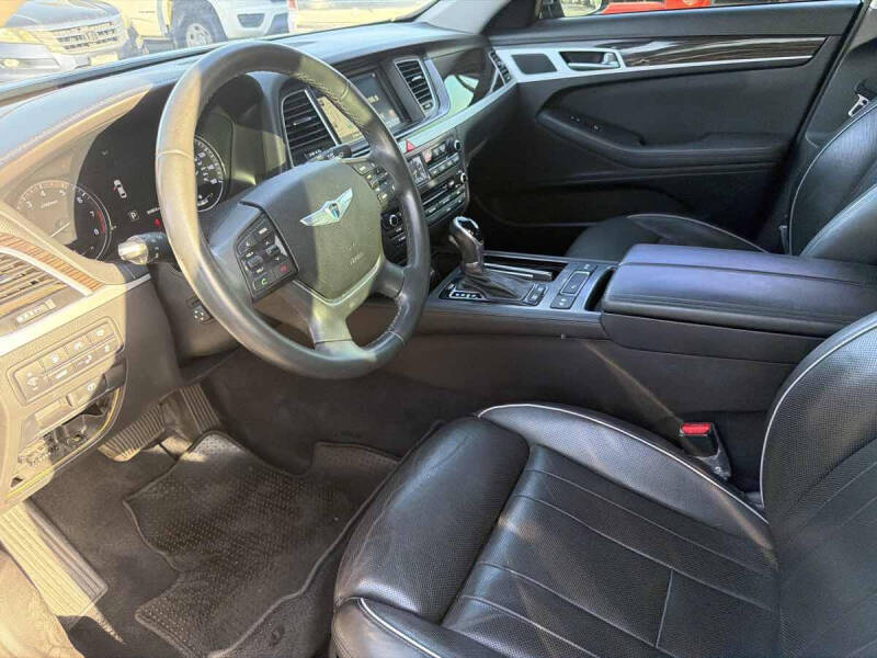 2015 Hyundai Genesis