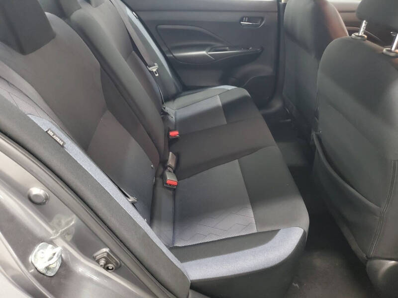 2023 Nissan Versa SV