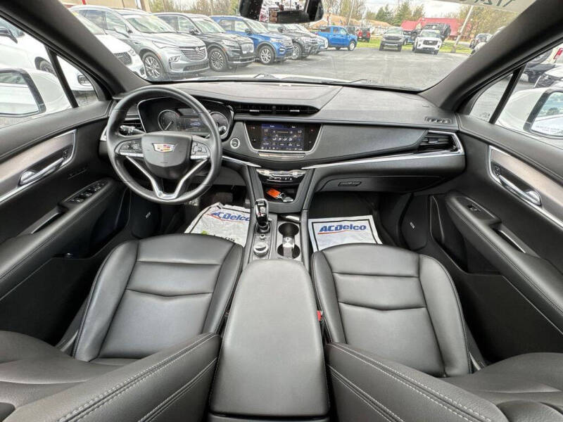 2024 Cadillac XT6 Luxury