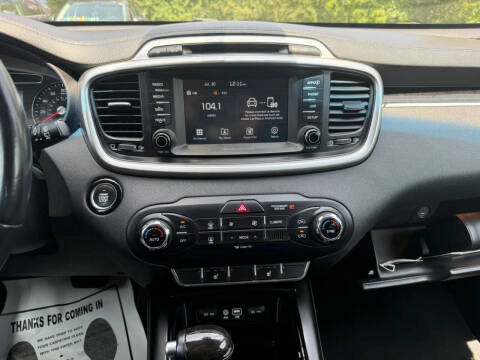 2017 Kia Sorento LX