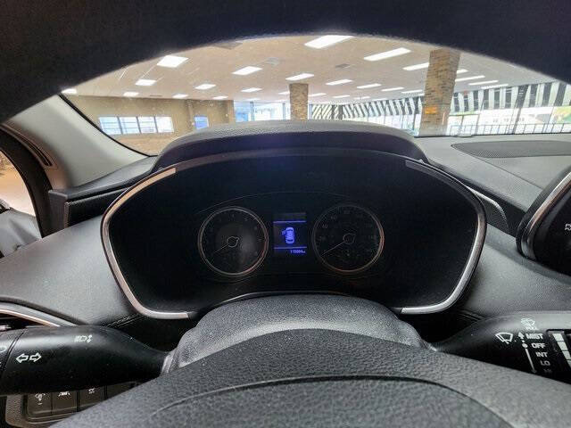 2020 Hyundai Santa Fe SE