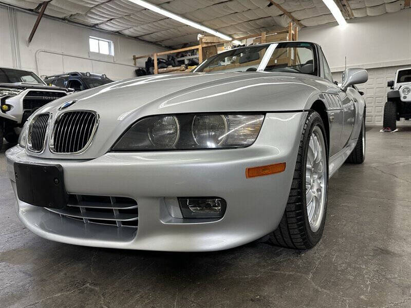 2001 BMW Z3 3.0i