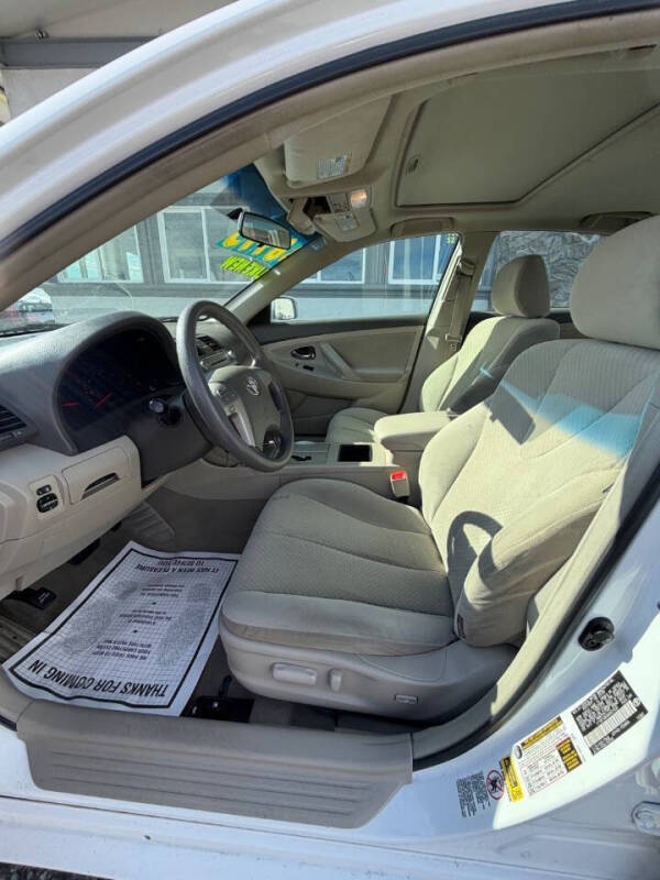 2009 Toyota Camry LE