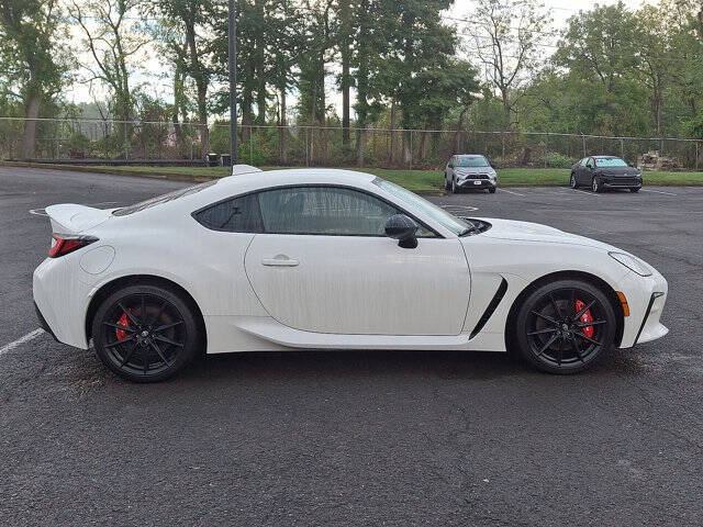 2025 Toyota GR86 Premium