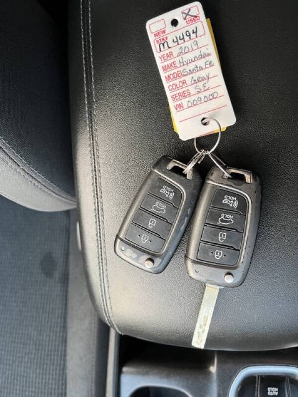 2019 Hyundai Santa Fe SE 2.4L