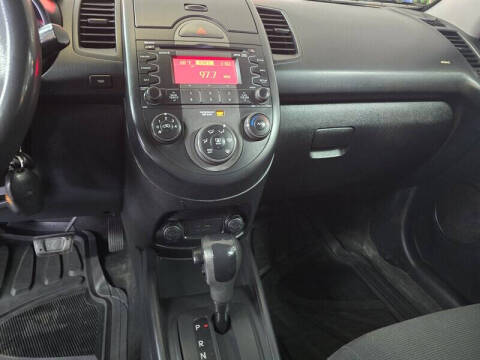 2010 Kia Soul +