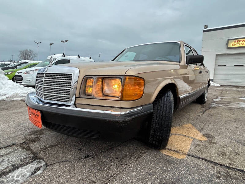 1984 Mercedes-Benz 300-Class 300 SD