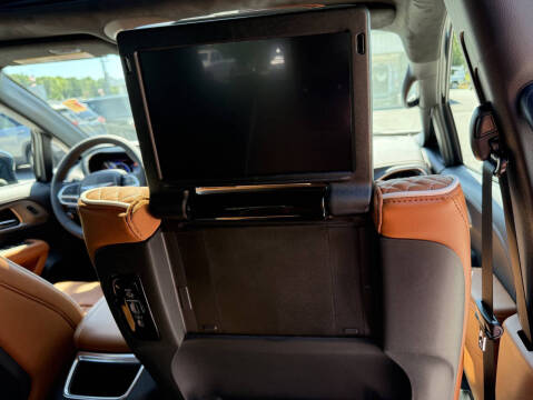 2026 Chrysler Pacifica Pinnacle