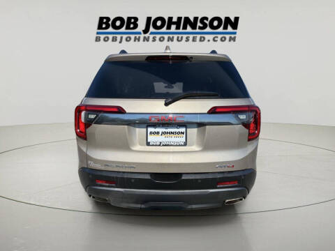 2022 GMC Acadia AT4