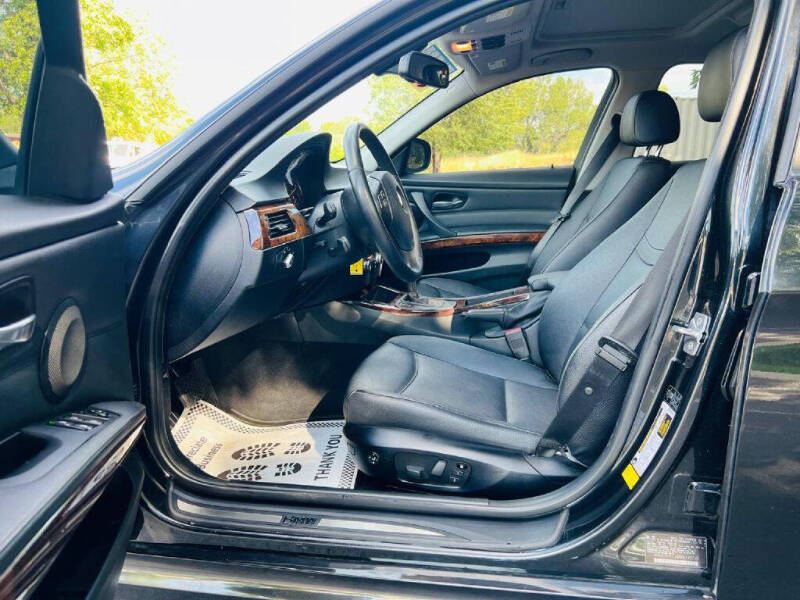 2011 BMW 3 Series 328i