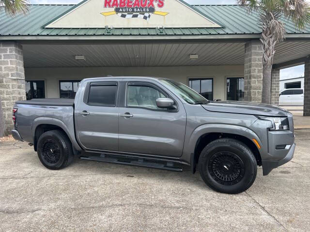 2022 Nissan Frontier SV