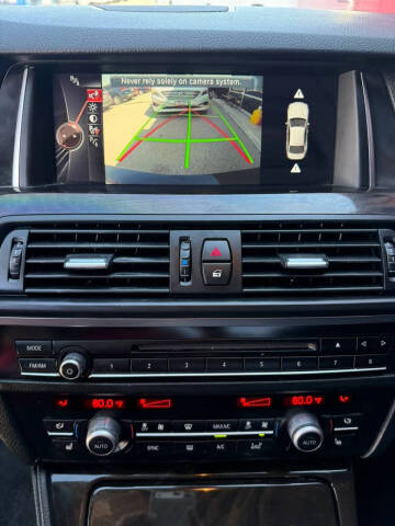 2015 BMW 5 Series 528i