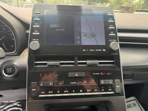 2020 Toyota Avalon Touring