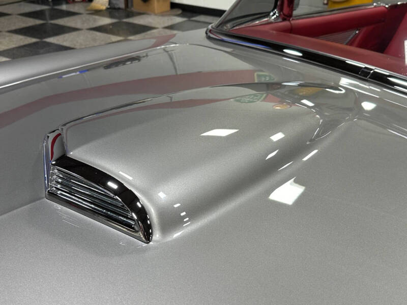1956 Ford Thunderbird