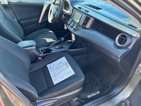2014 Toyota RAV4 LE