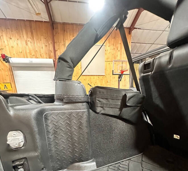 2016 Jeep Wrangler Unlimited Freedom