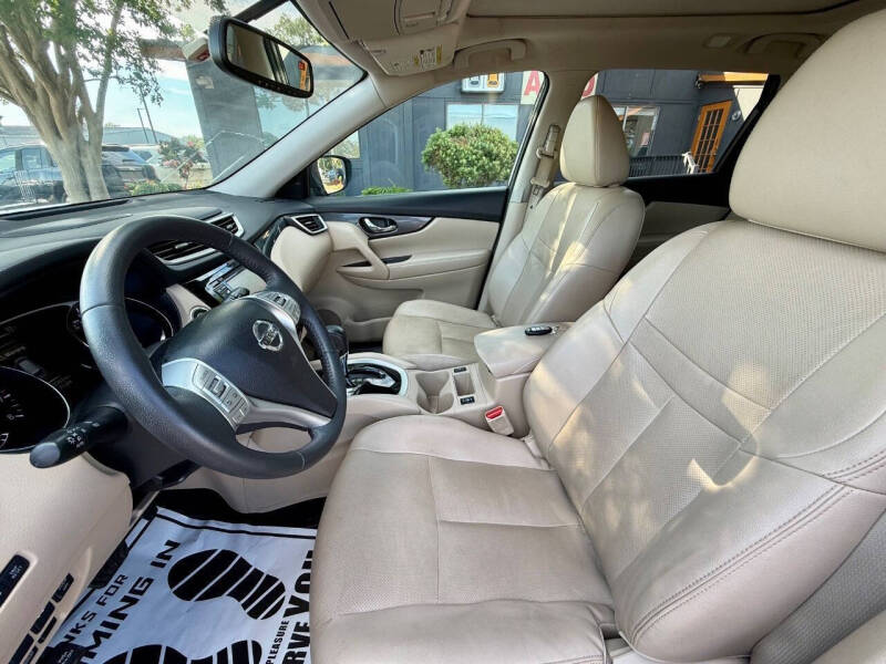 2016 Nissan Rogue SL