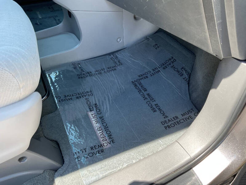 2017 Toyota Sienna LE 7-Passenger