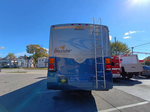 2008 Ford Bounder