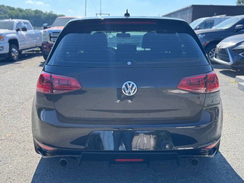2015 Volkswagen Golf GTI SE