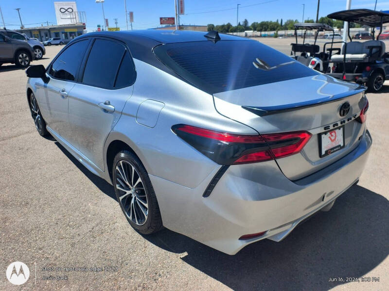 2018 Toyota Camry SE
