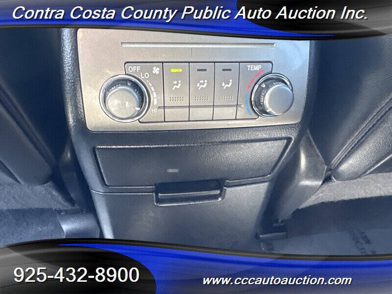 2013 Toyota Highlander SE